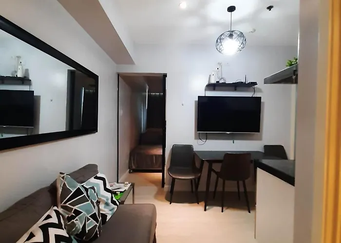 Apartahotel Beach In The City, Pam's In Azure Residences Manila
