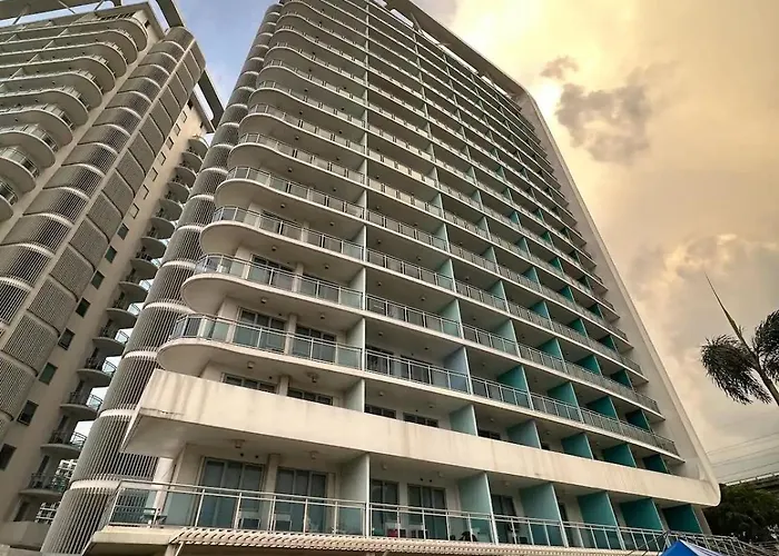 Apartahotel Beach In The City, Pam's In Azure Residences Manila