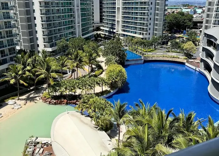 Beach In The City, Pam's In Azure Residences 3* Manila