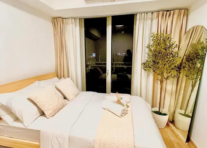Beach In The City, Pam's In Azure Residences